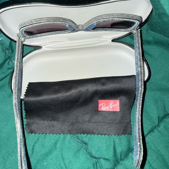 Ray-Ban Wayfarer Sunglasses with Denim-Textured Blue Arms main image 4